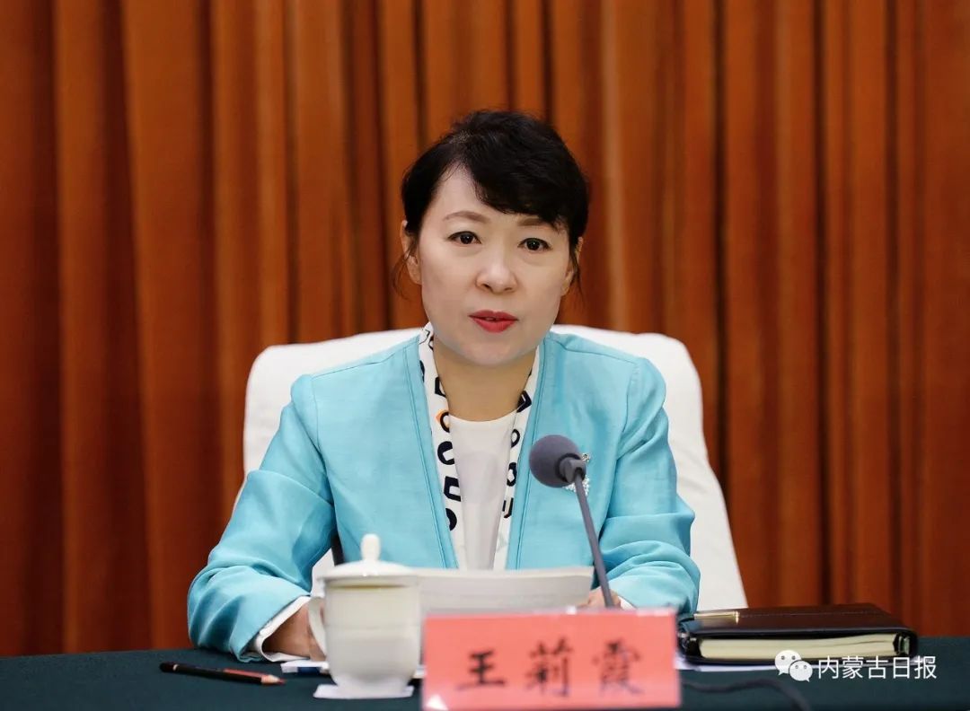 9月23日,自治区党委书记,人大常委会主任石泰峰出席内蒙古自治区党委