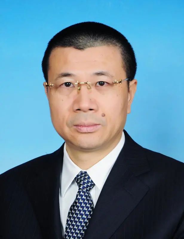 40—10:30 ★ 义诊地点 奉贤区中心医院门诊大厅 ★ 义诊预约 何彦东