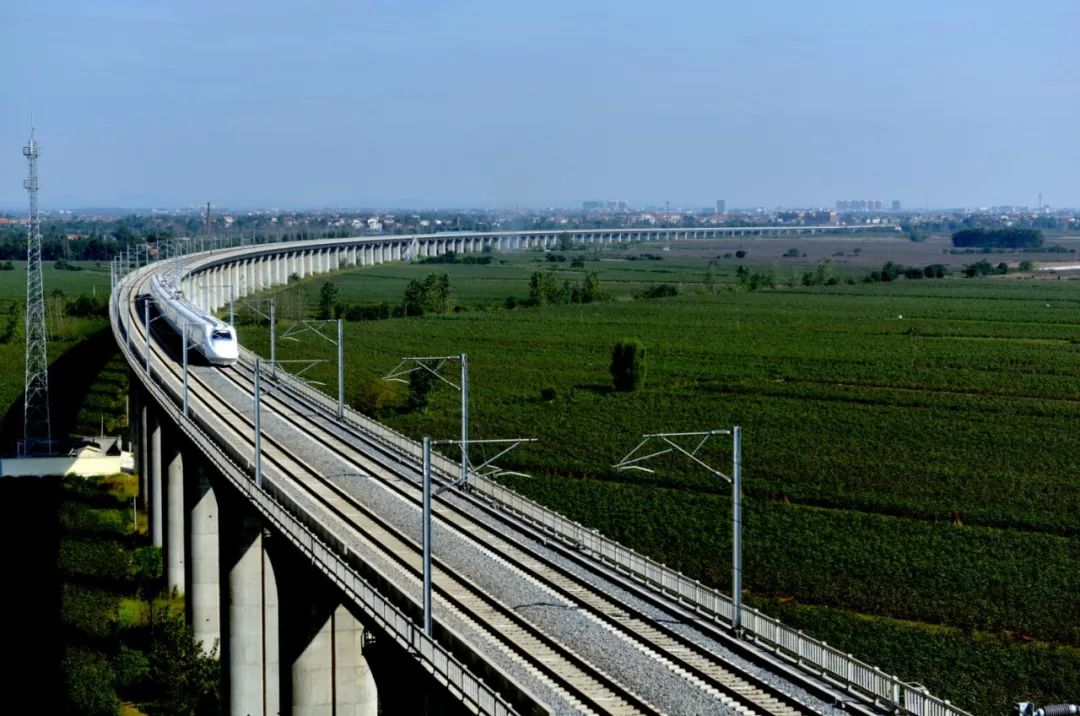 铁四院荣获湖北省"博爱企业"荣誉称号