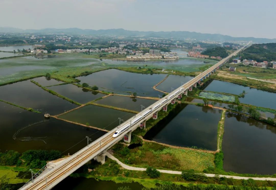 铁四院荣获湖北省"博爱企业"荣誉称号