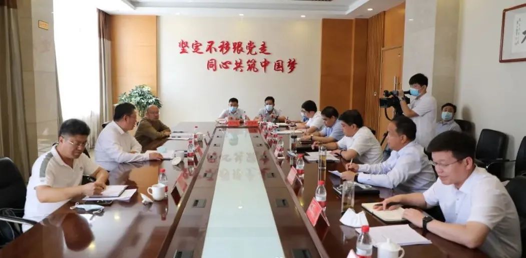 市人大常委会副主任杨立中到我县督导调研重点工作