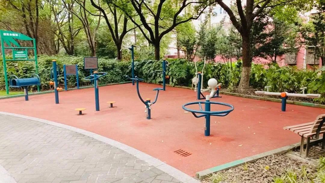 快看闵行这里的社区健身点超酷年轻人小朋友都爱来