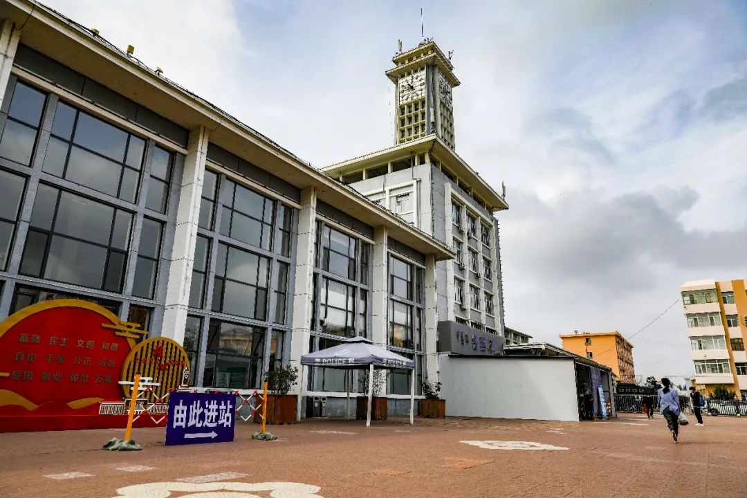 注意:包头东火车站施工改造,进站乘车有变化