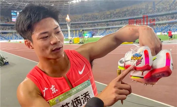 23岁柳州仔设计战靴助苏炳添夺冠战靴设计有这样的意义
