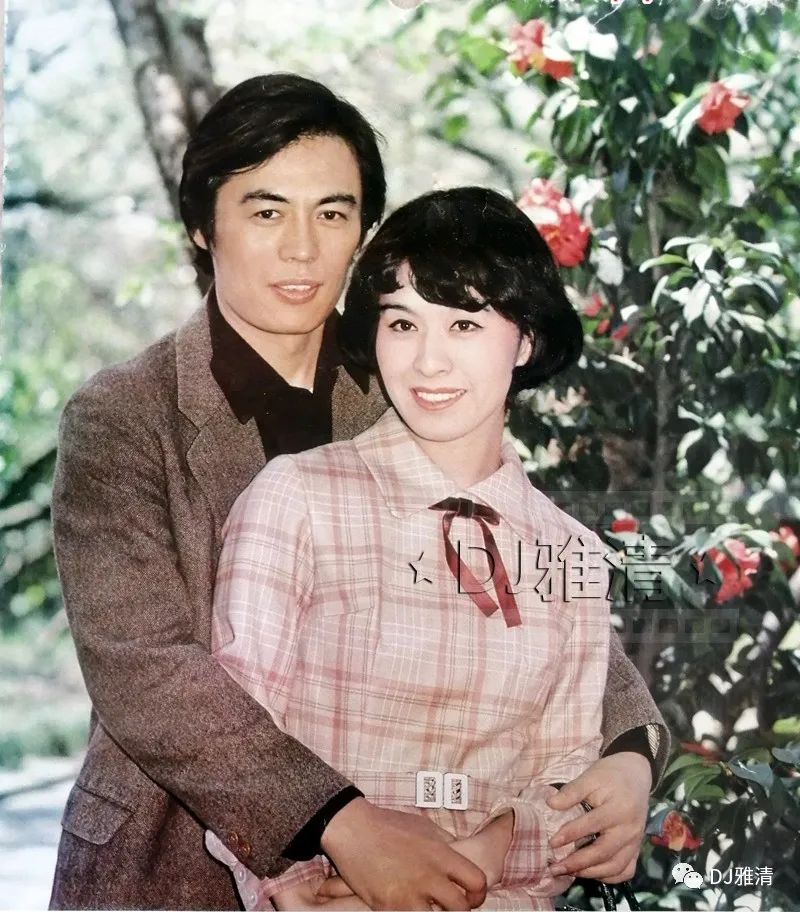 望乡之星主演搭档栗原小卷走红比高仓健更帅的中国男星如今在哪儿