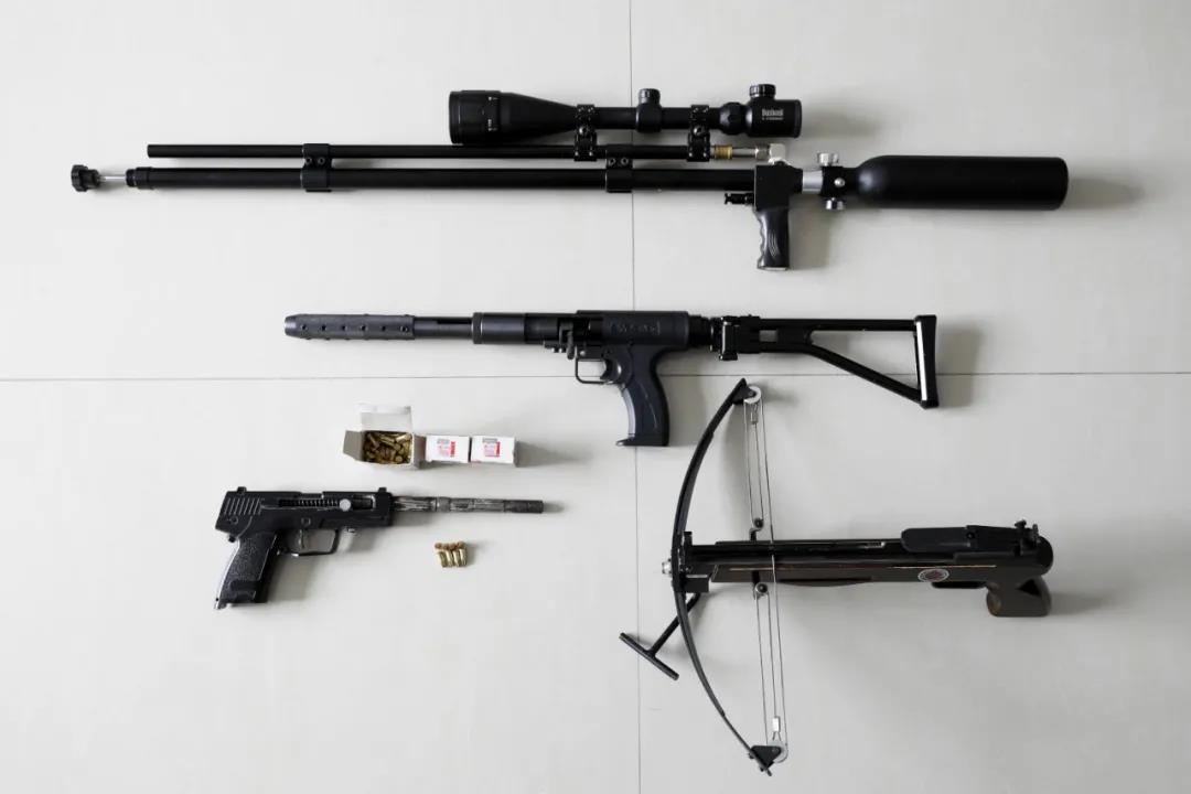 15份,承诺书300余份;开展集中宣传活动中,出动警力175人次,车辆78台次