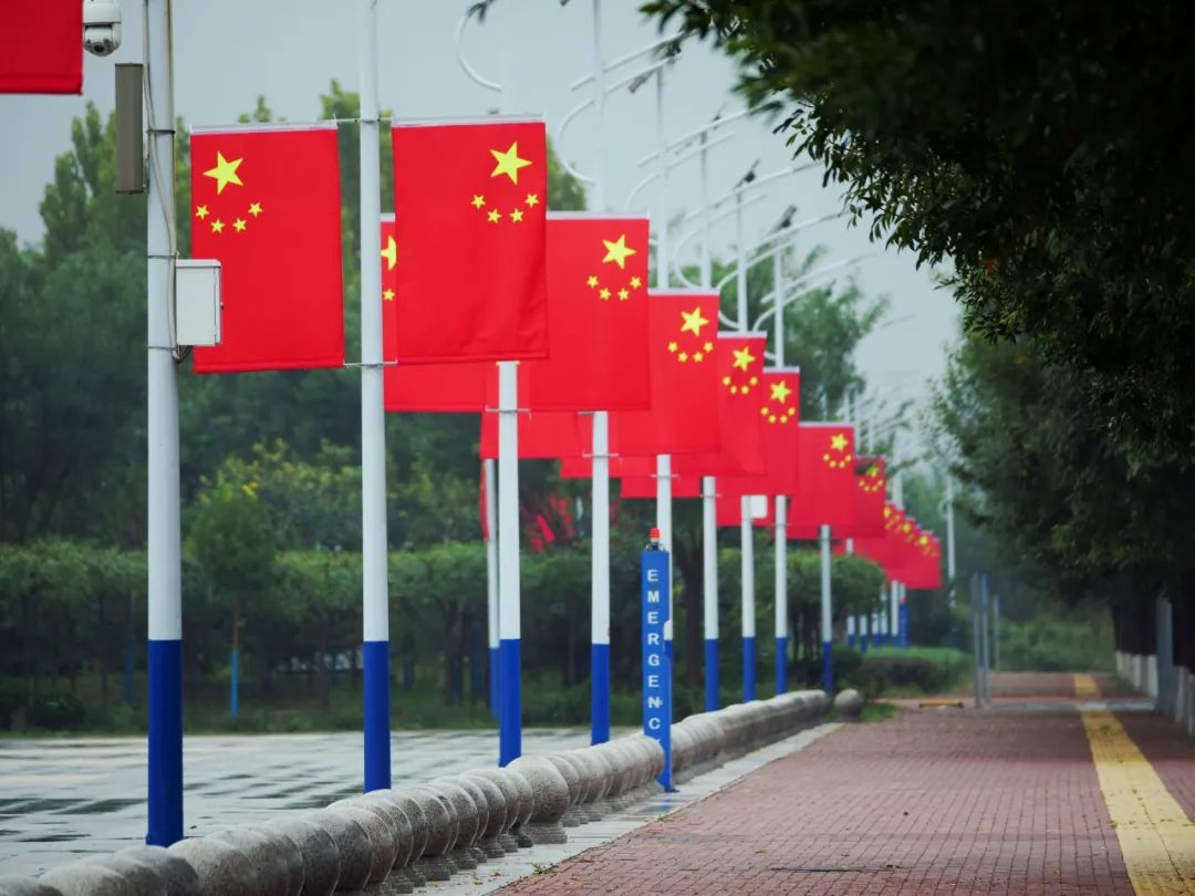 【围观】一路飘"红"!