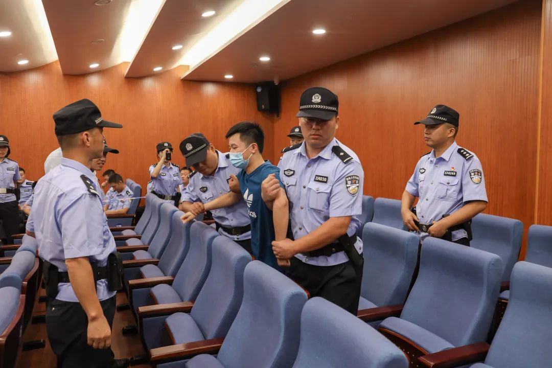 练为战战必胜绍兴法院司法警察开展实战化集训