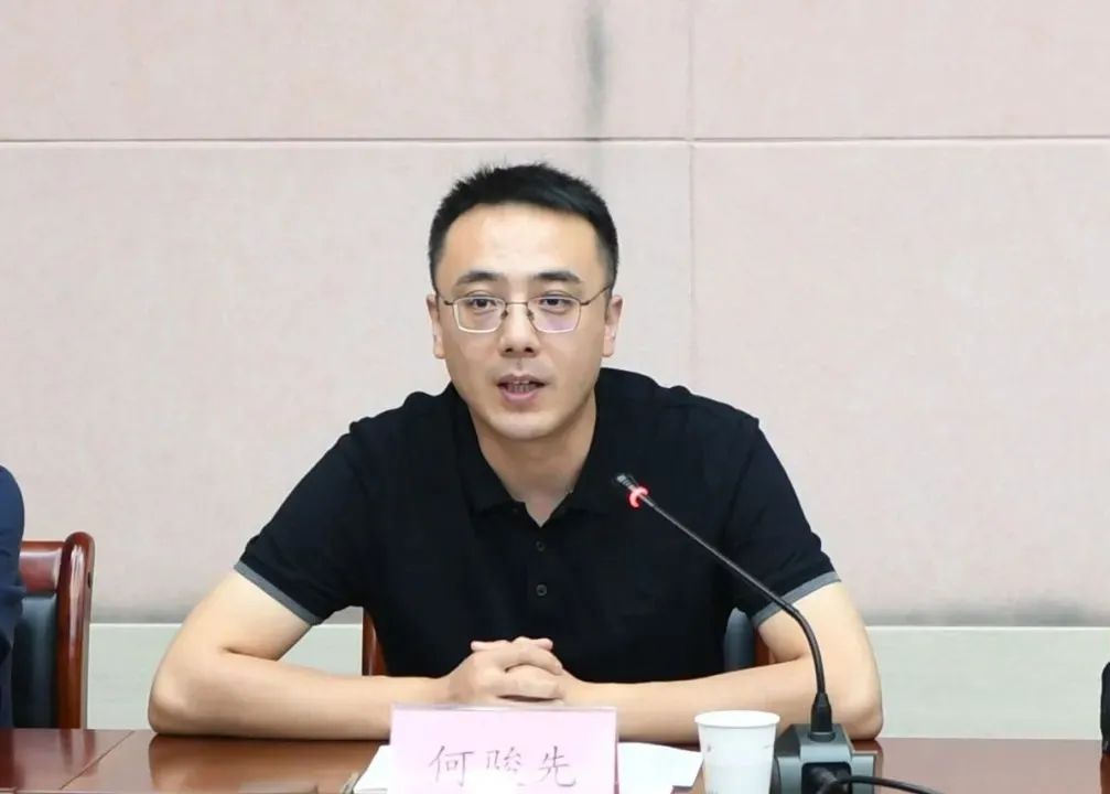 甘肃政法大学党委委员,副校长焦盛荣,城关法院党组成员,副院长何骏先