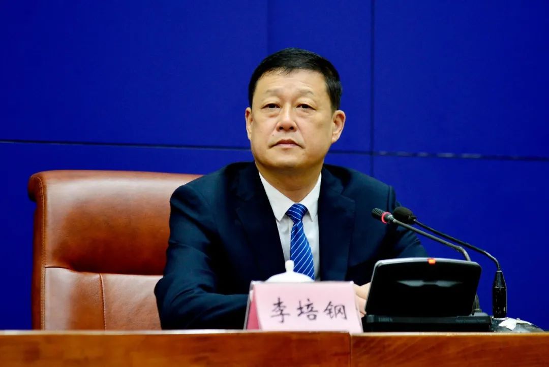 10月1日起,济南104个机关事业单位内6403个泊位可错时免费停车!