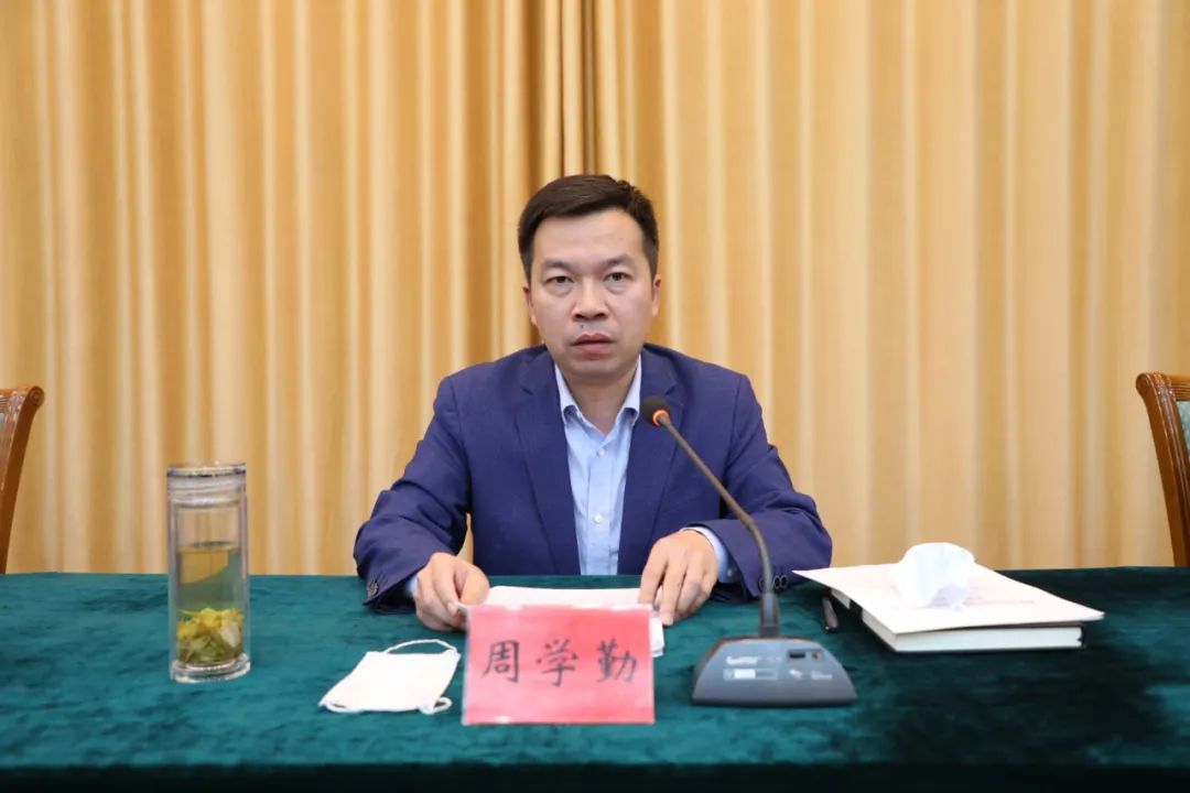 周学勤强调,要充分认识疫情形势的严峻性和疫情防控的复杂性,长期性