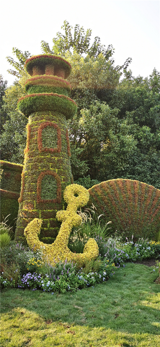 杭州街头有个可爱的立体花坛