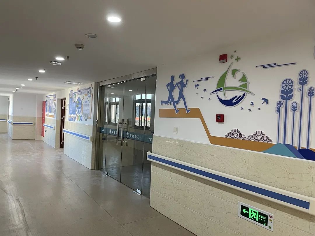 中心作为2021年上海市为民办实事项目示范性社区康复中心首批创建者