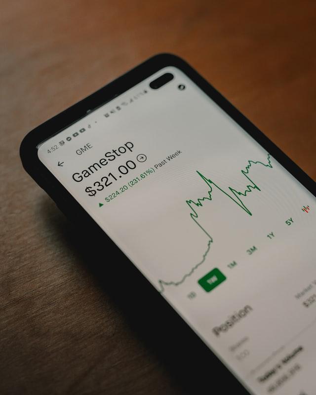 罗宾汉对大学生下手了,手法与20年前的信用卡公司如出一辙