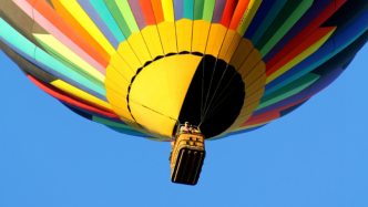 谷歌关闭热气球互联网项目后，向软银转让了哪些专利？