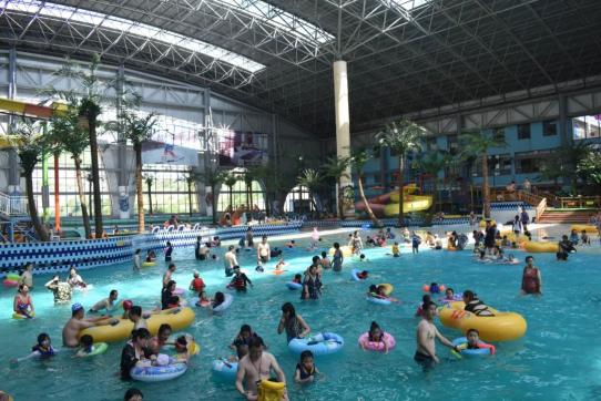 温泉9:00—21:00,138元/人成人138元/人,儿童78元/人水上乐园9:00—16