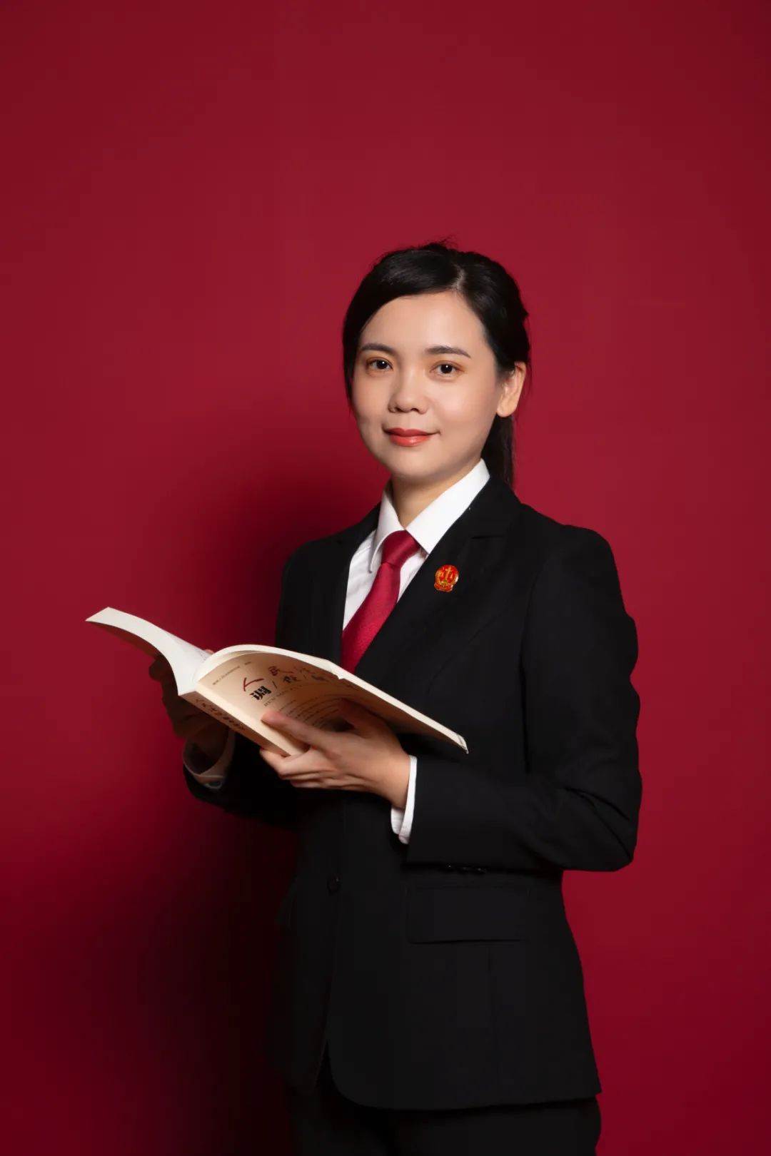 徐洁:萤火微光,守护正义良善_澎湃号·政务_澎湃新闻-the paper