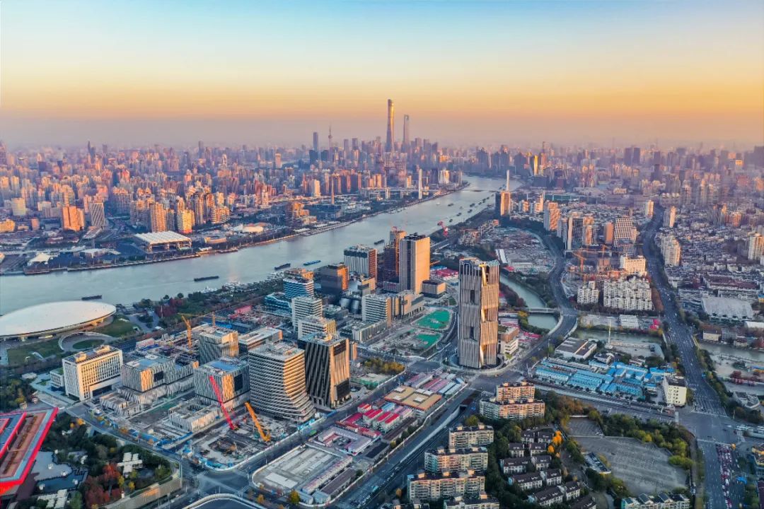 150米!世博园区的最高建筑长什么样?一起去探访→