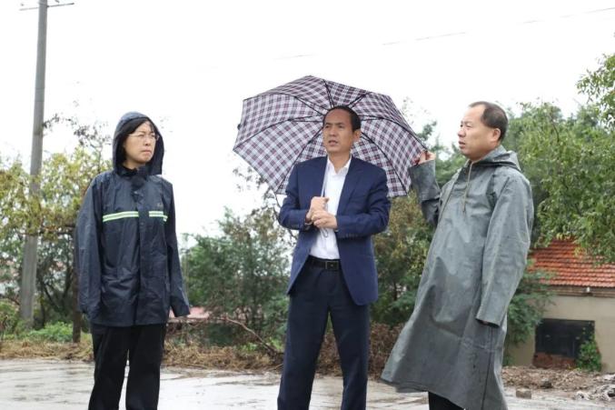 回永智深入一线检查指导防汛备汛工作