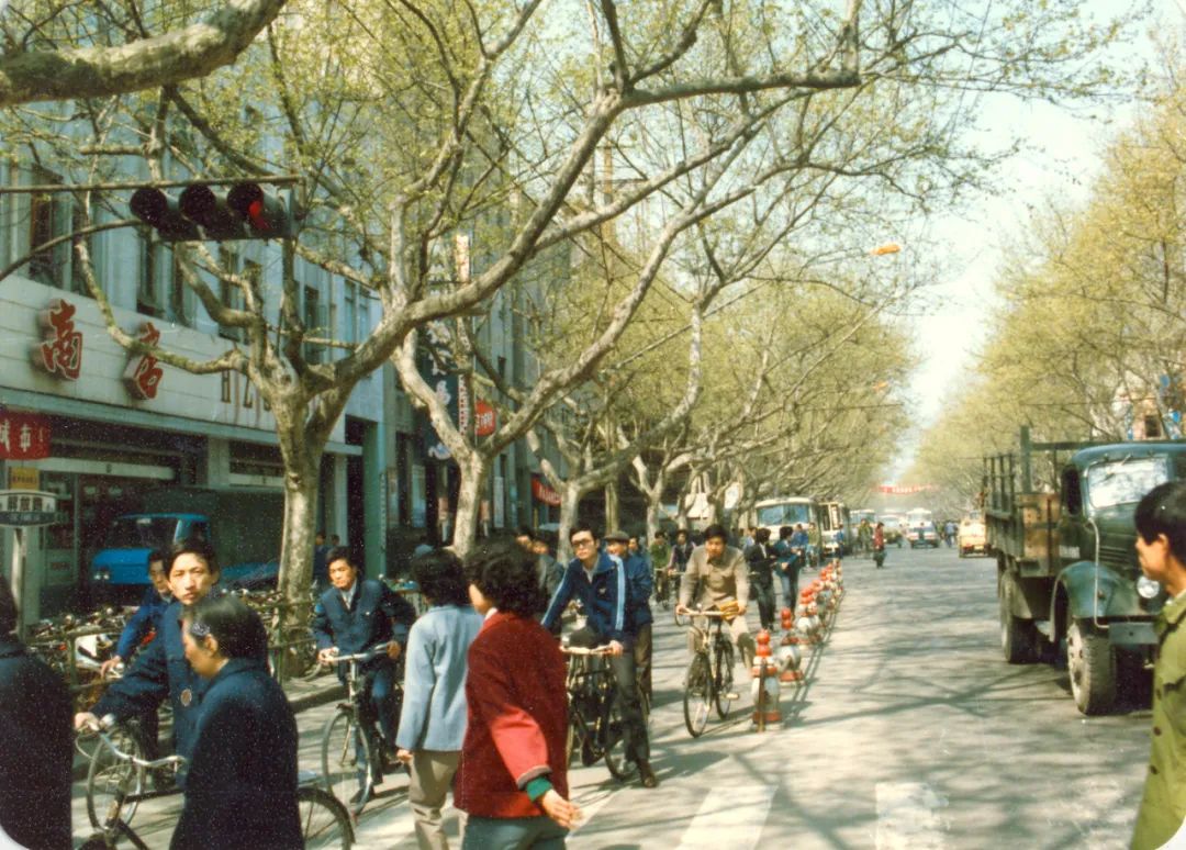杭州市中心这条道路已有千年历史这些老照片你看过吗