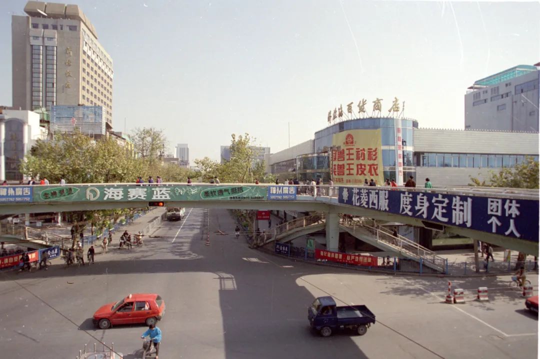 杭州市中心这条道路已有千年历史这些老照片你看过吗