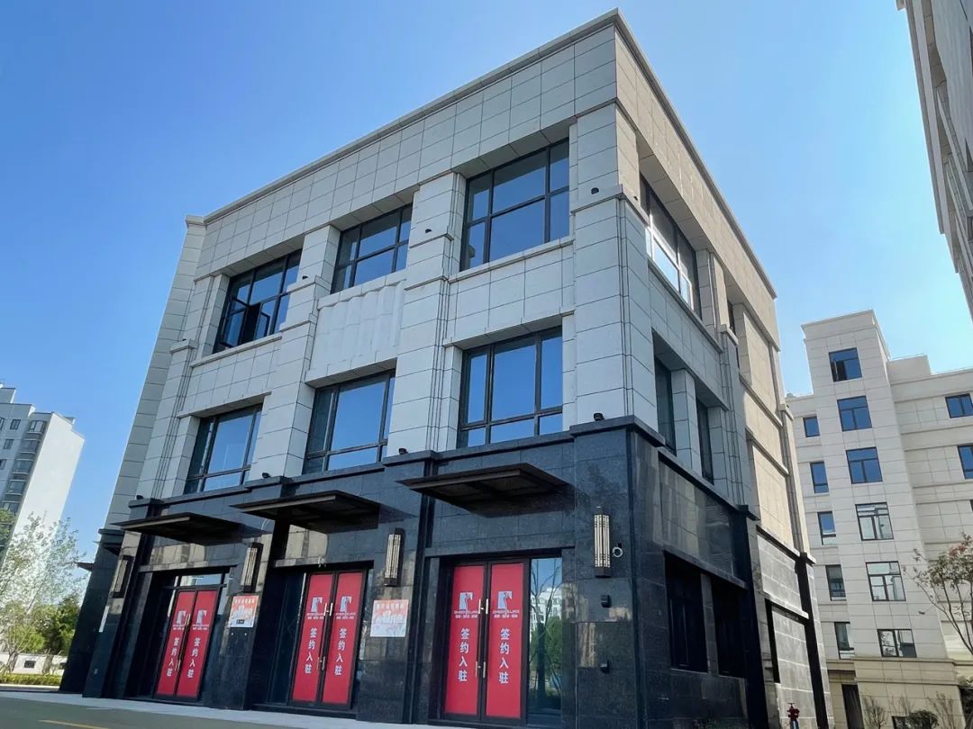 东滩商务广场年前将正式开业