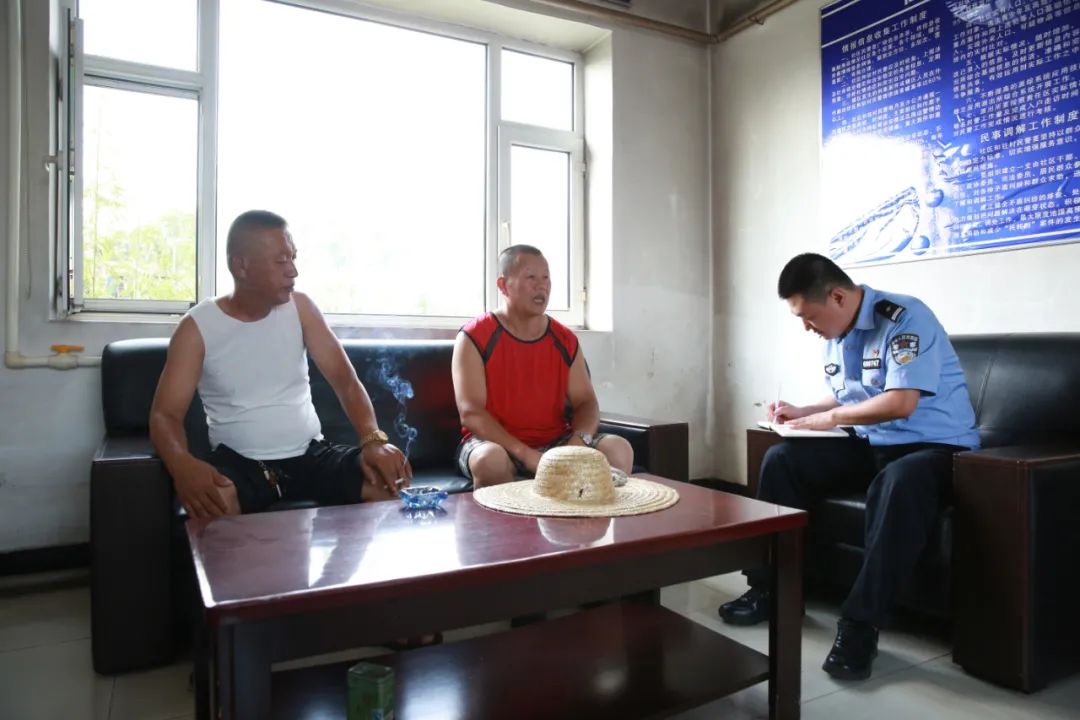 【白山好人•我最喜爱的人民警察】不忘初心铸警魂——记白山市公安局通沟分局社区国保大队教导员朱亿新_澎湃号·政务_澎湃新闻The Paper