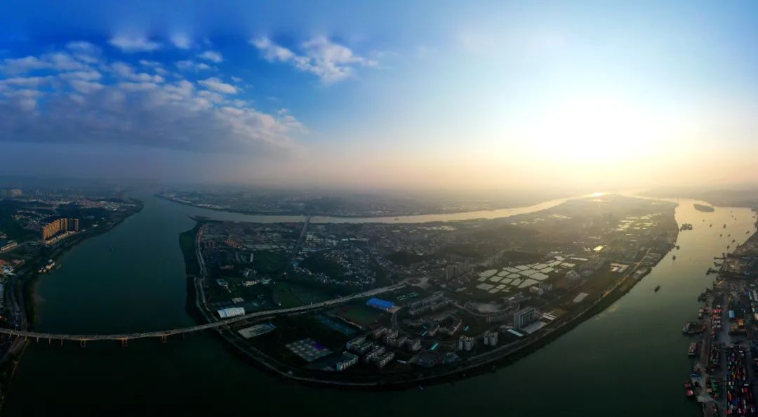 迈向新征程镇街谈发展潮连街做好四篇文章建设美丽宜居宜业宜游人才岛