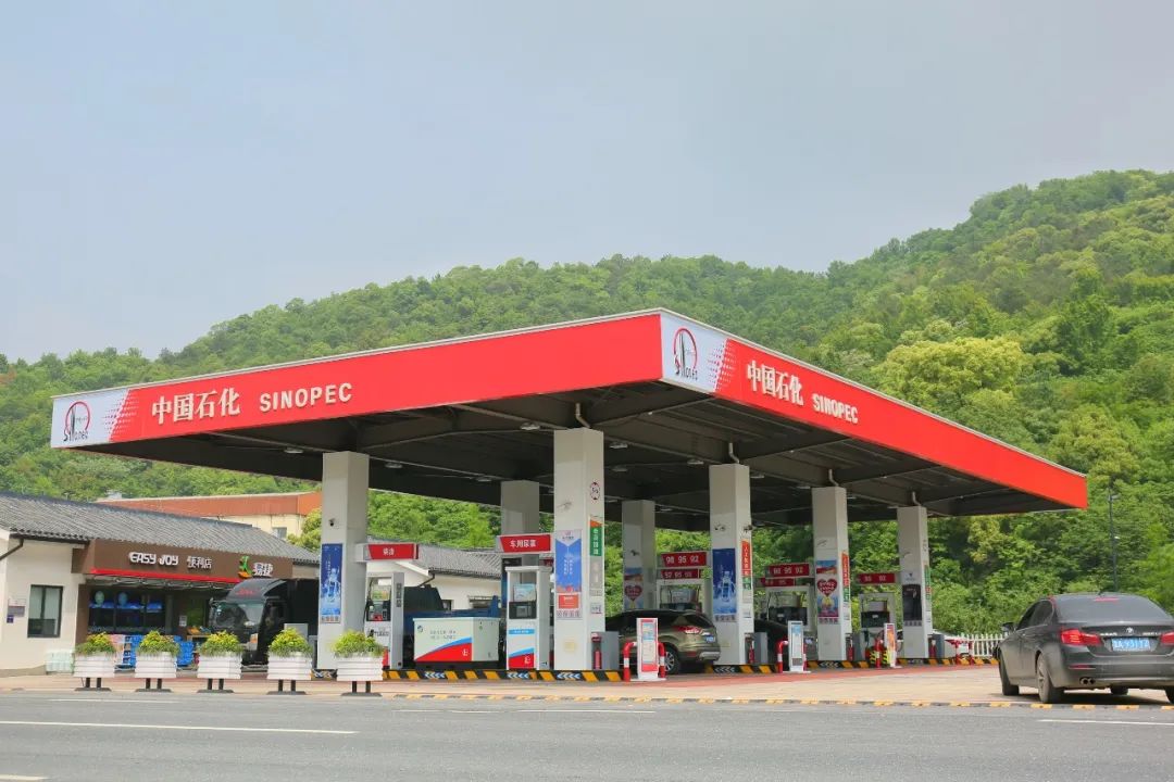 遇到这种"中石化"加油站,就要提高警惕了!