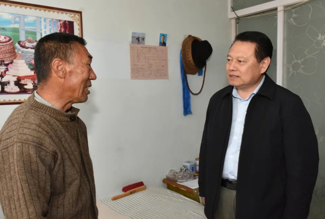 【要闻】隋维钧深入四子王旗和丰镇市调研_澎湃号·政务_澎湃新闻-the