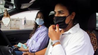 一位33岁的女性，成为摩洛哥首都唯一的女出租车司机