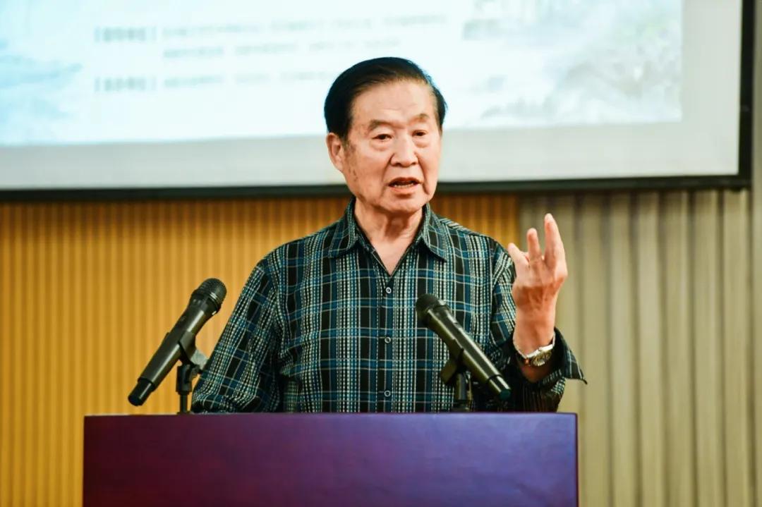 知见诗社文艺名家刘文敏秦刚向成都永陵博物馆捐赠行书长卷秦刚永陵