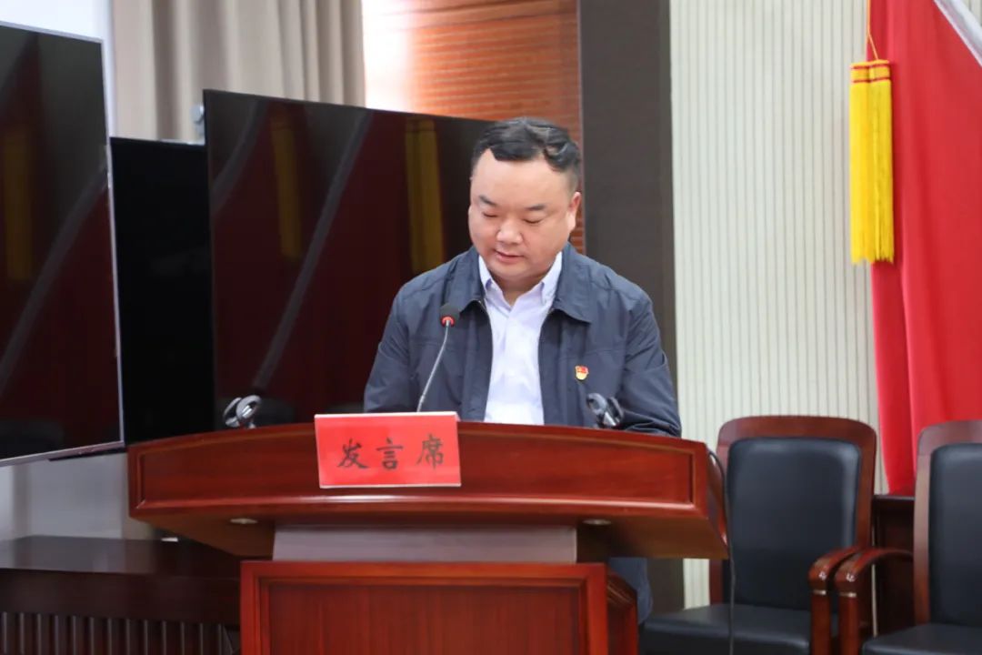 市委宣传部二级调研员蔡育宗对我区创建工作进行了全面,详细地指导.