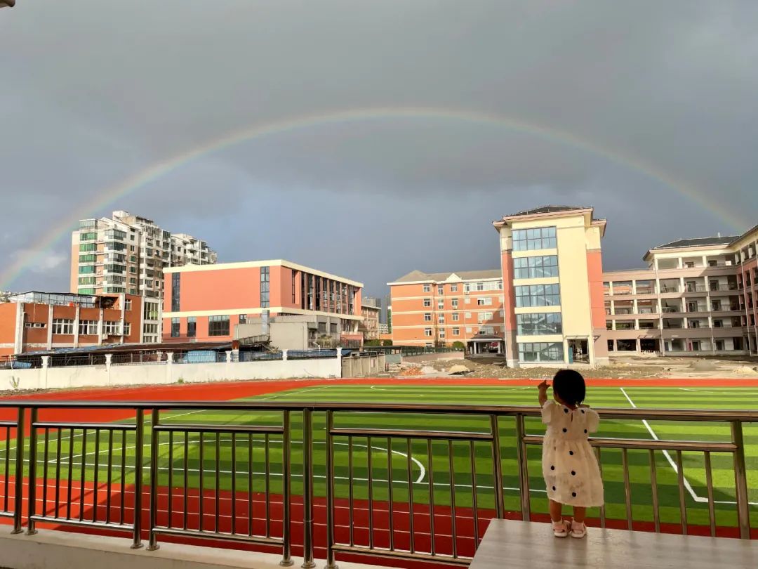 拍摄者:葛维布 拍摄地点:西江小学