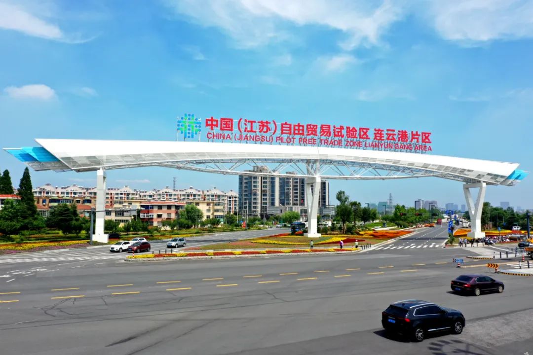 市委理论学习中心组举行学习会