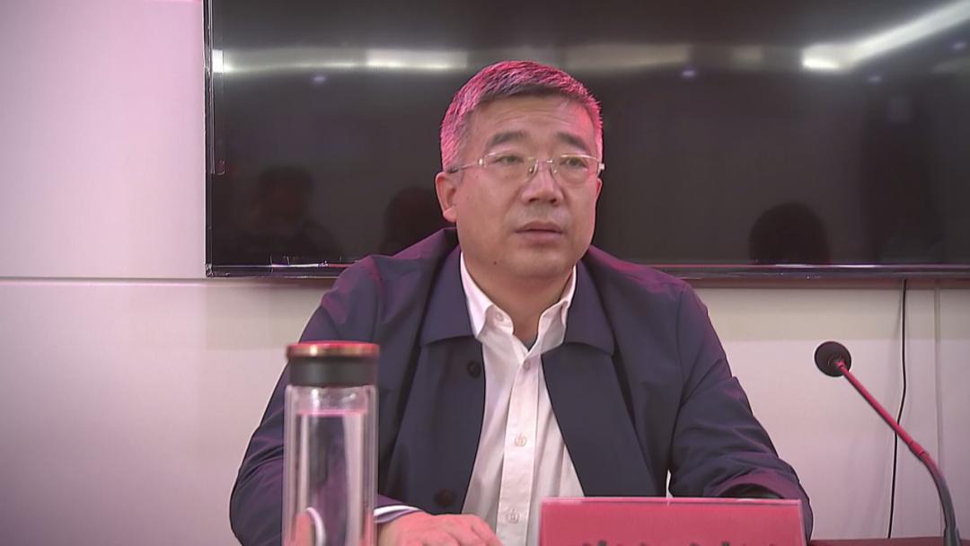 副县长王守亮解读了《孟村县关于开展城市环境容貌提档升级活动的实施