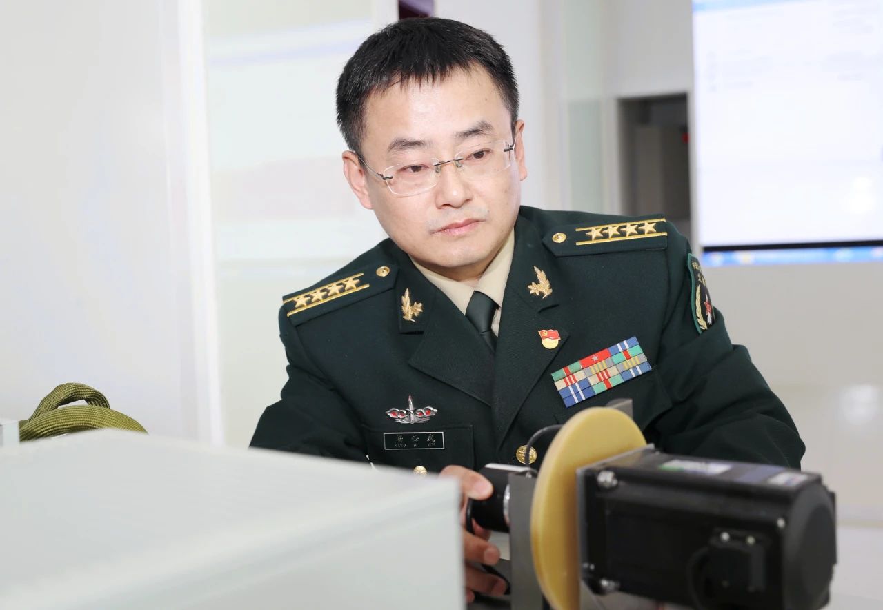 来从事导弹武器科研国之脊梁大国长剑杨必武,火箭军研究院某所副所长