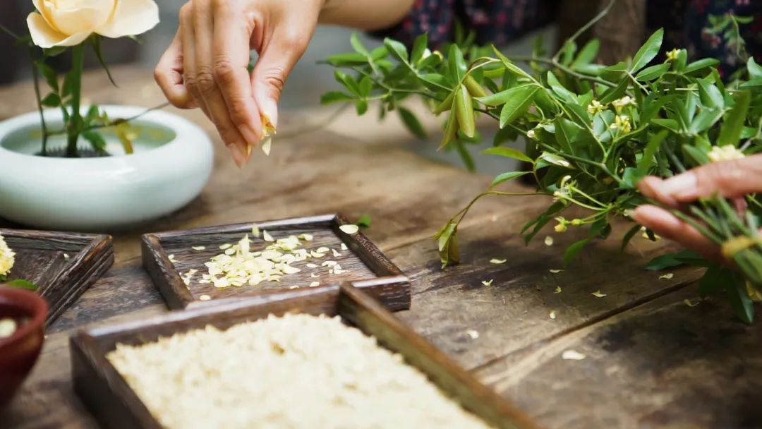 郫都工匠丨张祥根潜心钻研致力恢复和传承郫筒酒工艺