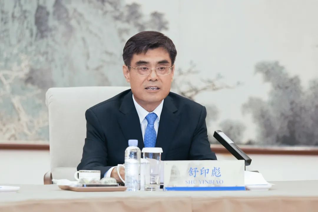 舒印彪出席英国王储查尔斯与中国企业家高级别视频对话会