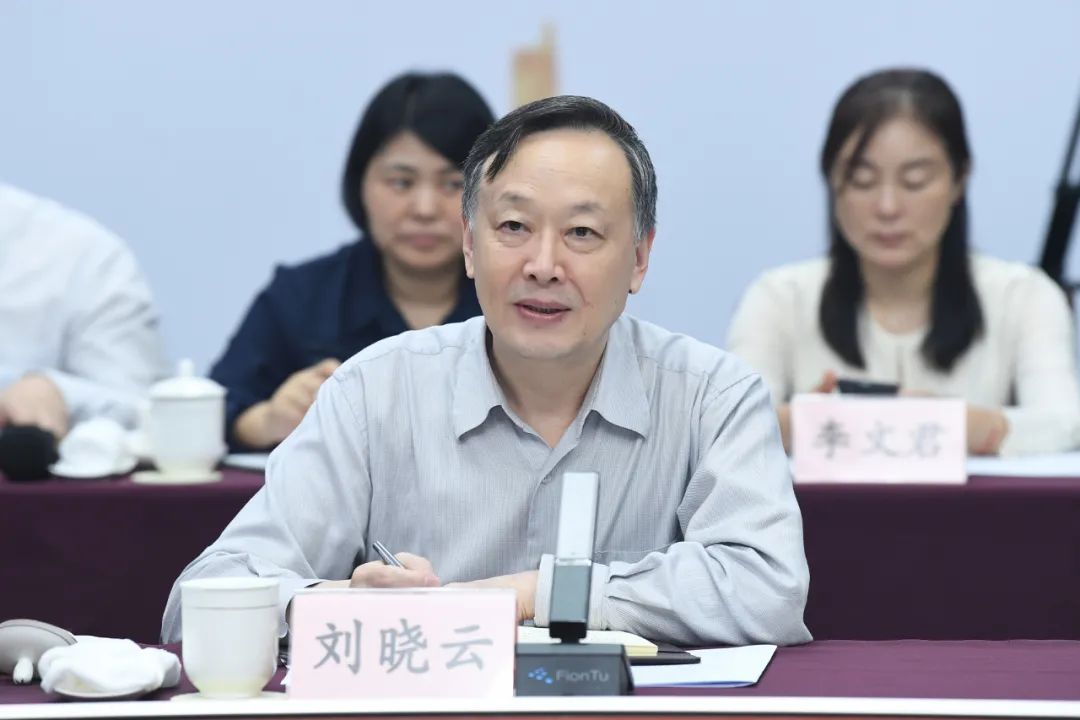 刘晓云院长表示,下一步全市法院要认真学习领会乔传秀组长讲话精神,在