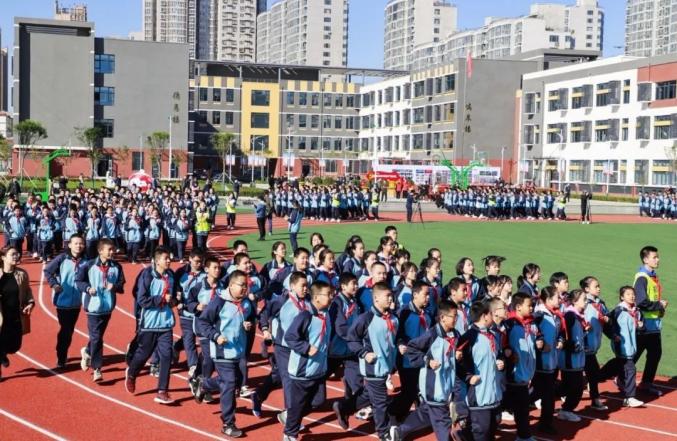 三河市第六中学图片图片