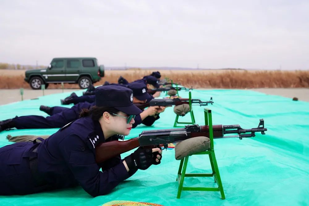 【实战化训练】孙吴法院:岗位练兵提素质 法警靶场展英姿