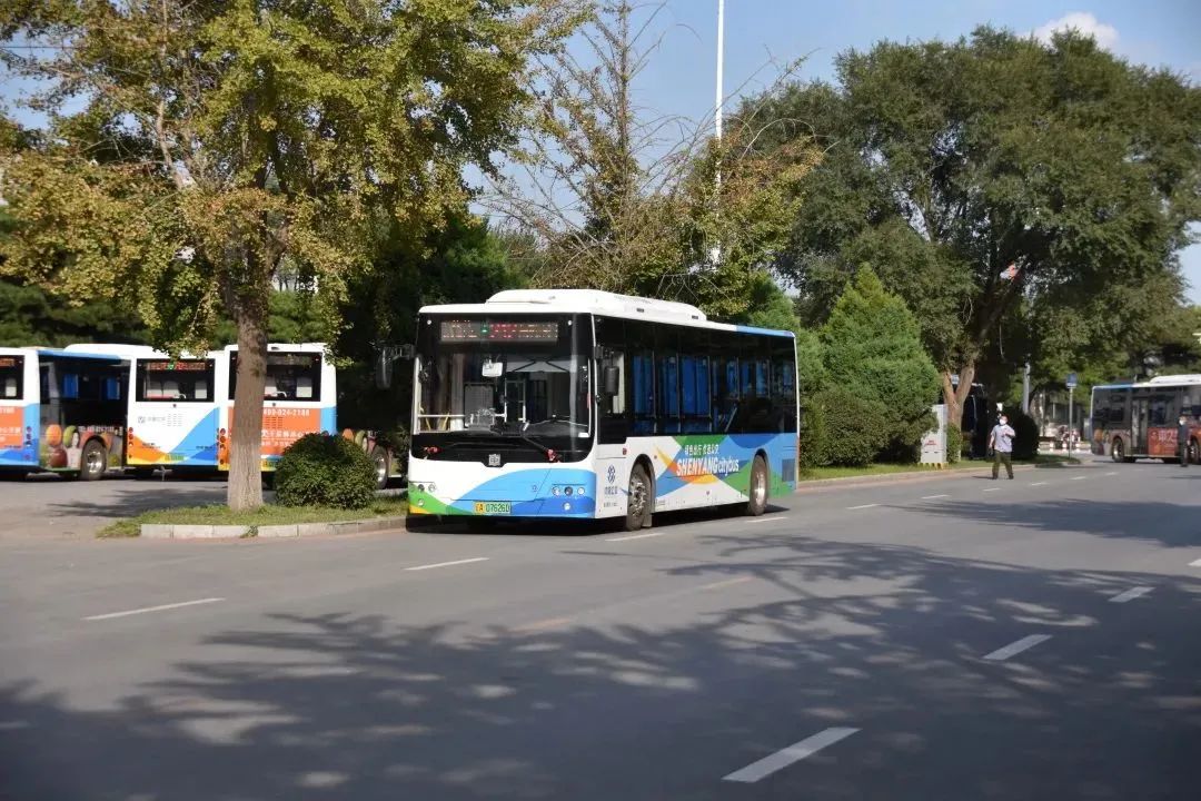 实车街拍中车电动c10扮靓沈阳