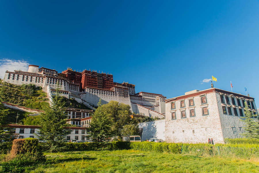 “冬游西藏” 世遗布达拉宫罗布林卡景点迎来阶段性免费开放