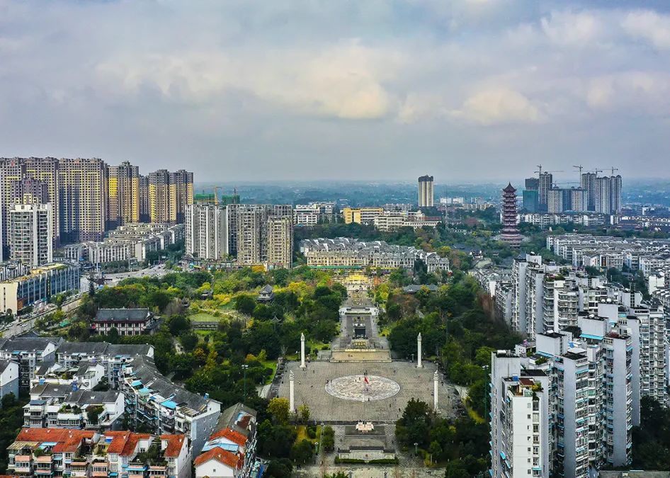 创文ing这样的隆昌是我们喜欢的样子