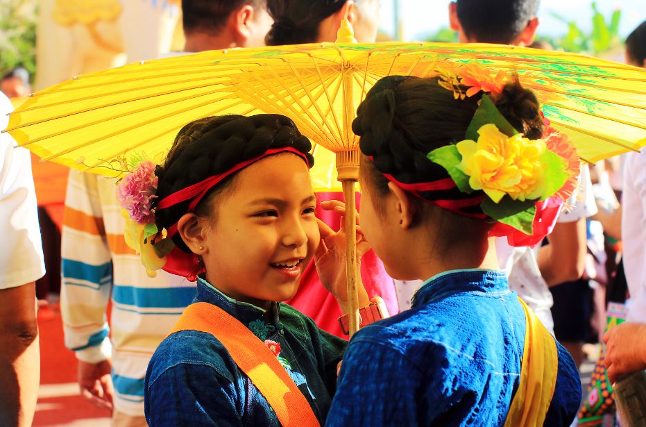 德宏人在10月这样庆祝丰收歌颂团结祝福祖国