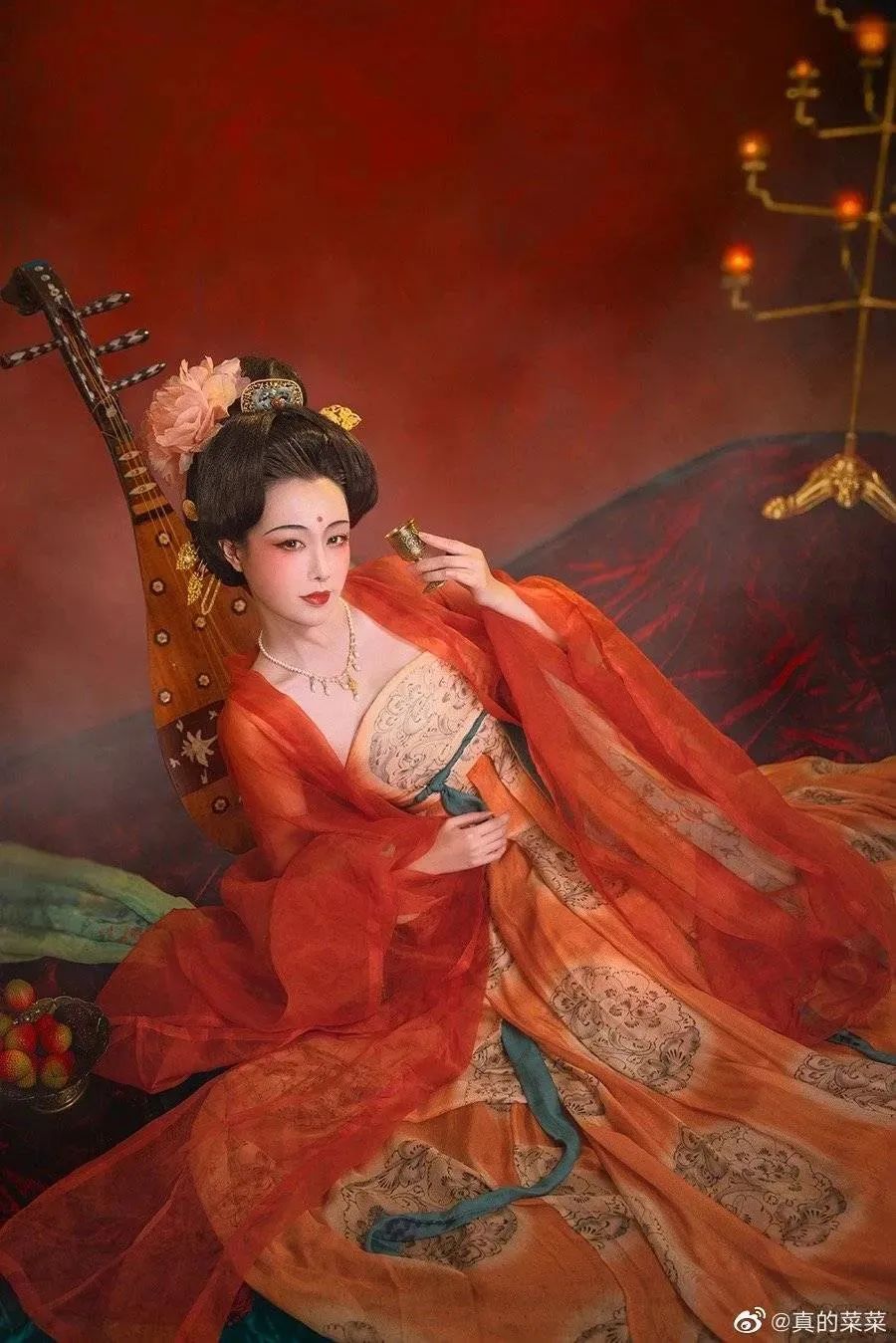 又一个3000年美女来了比鞠婧祎更会化妆还是清华女学霸