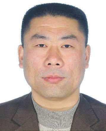 姓名: 耿鸿翔性别:男身份证号: 410222197408xxxx90住址: 开封市通许