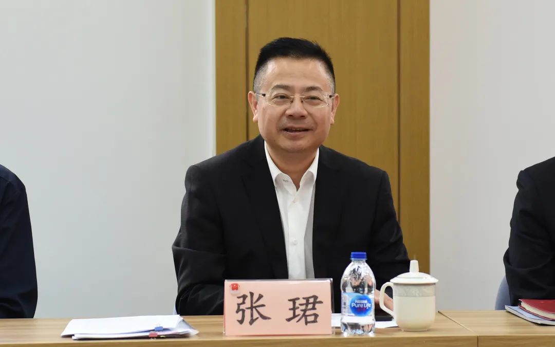 区委政法委张鹏宇书记一行至司法局调研