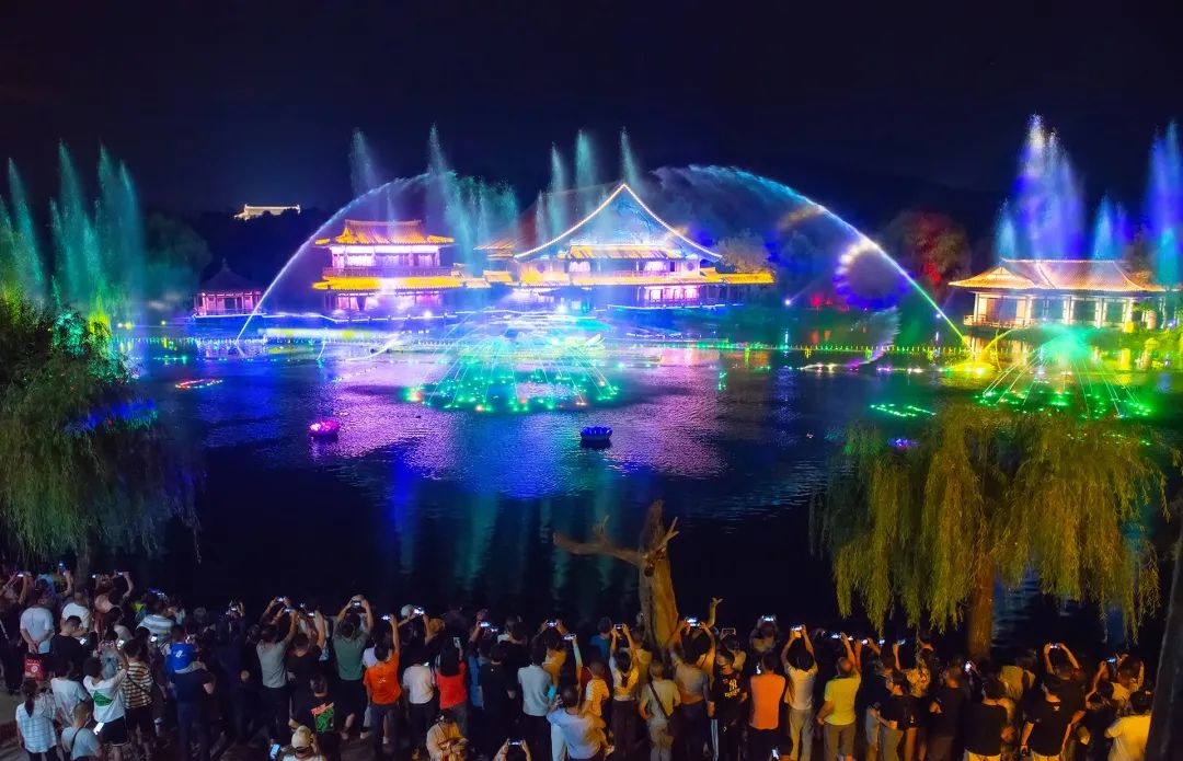 湖北四地入选首批国家级夜间文化和旅游消费集聚区